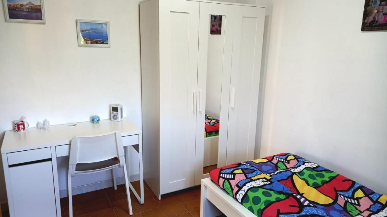 Lg House * Nápoles