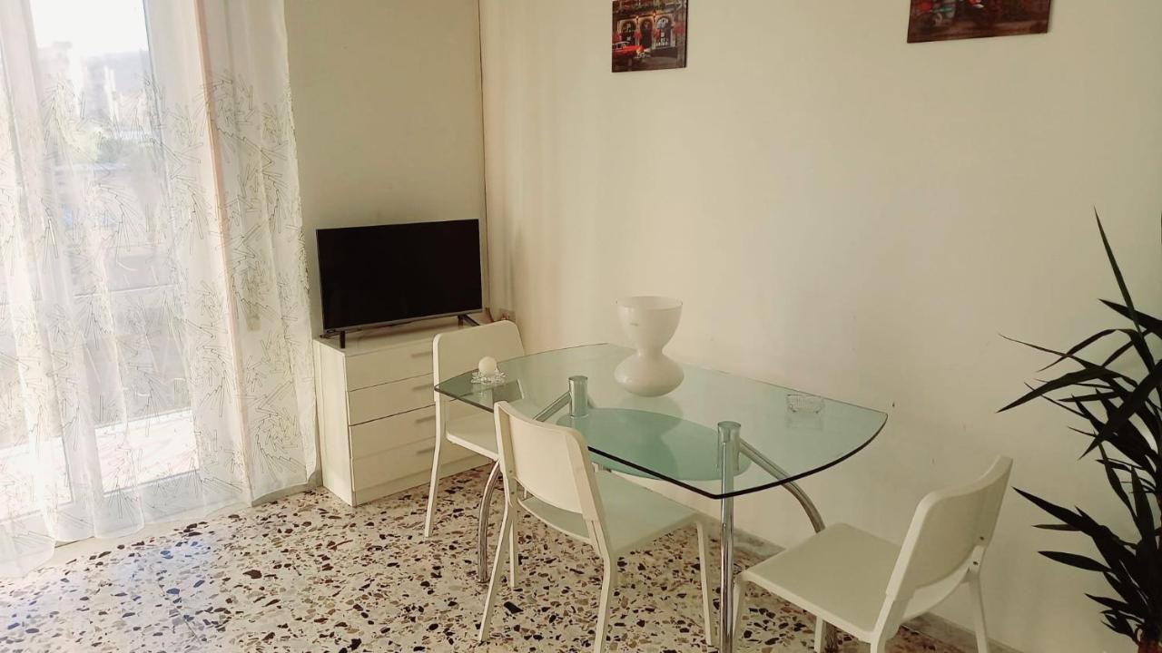 Lg House Neapel